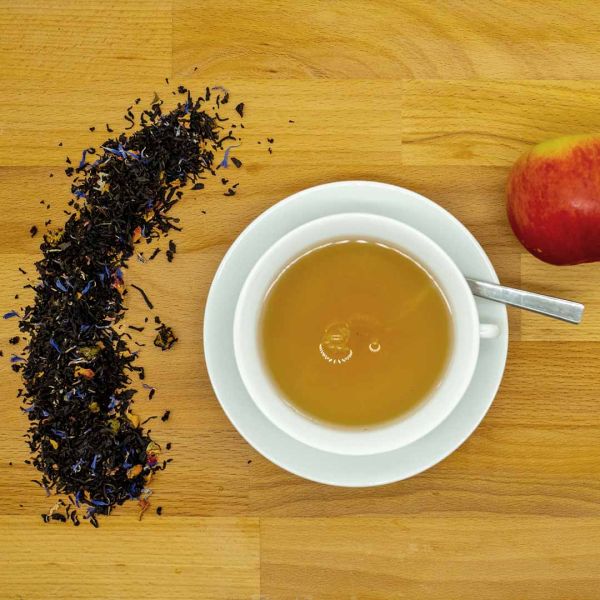 Schwarzer Tee Mittagspause